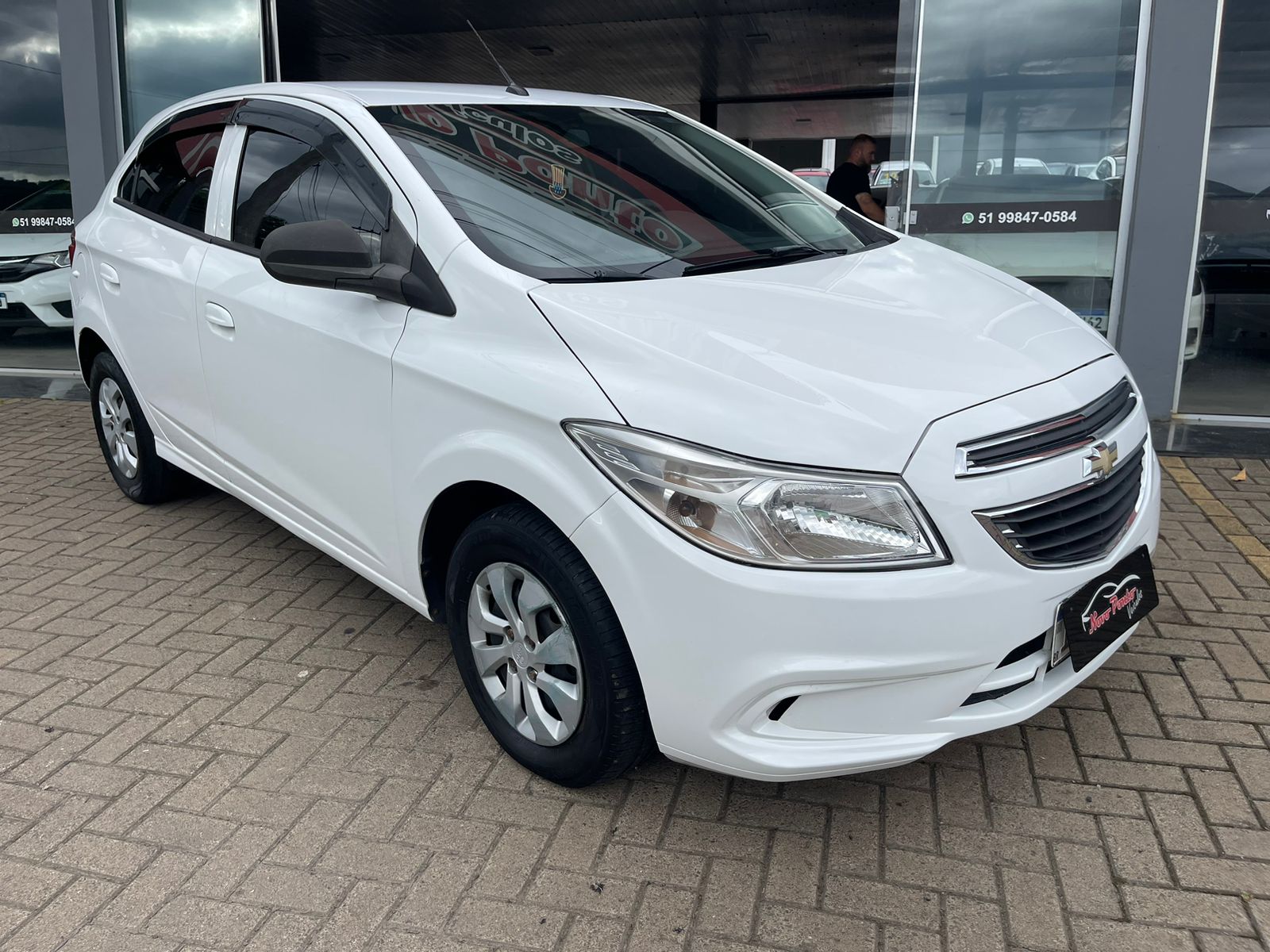 Chevrolet Onix 1.0