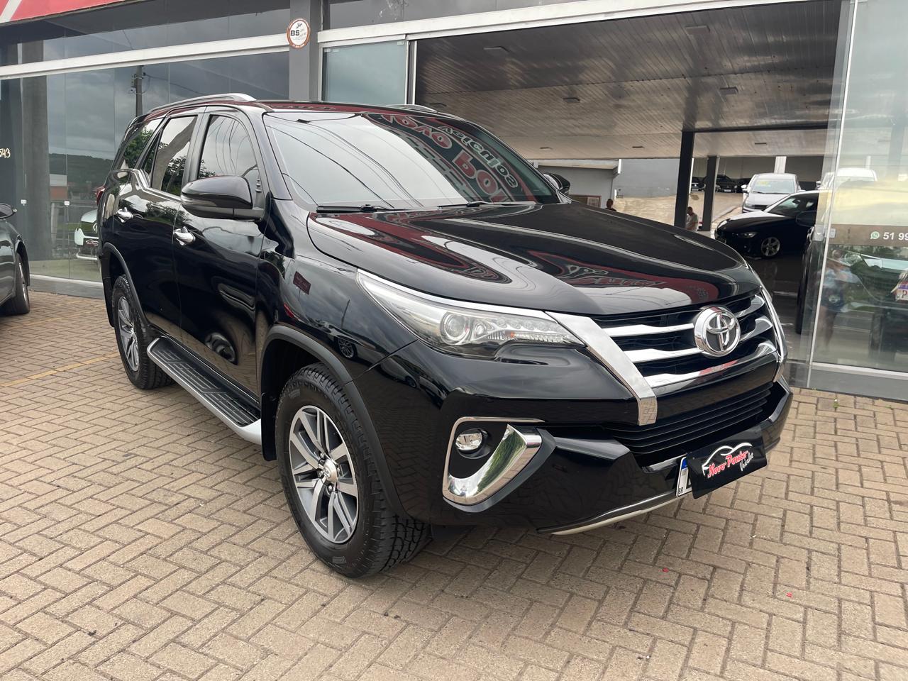 Toyota Hilux SW4 2.8  4X4