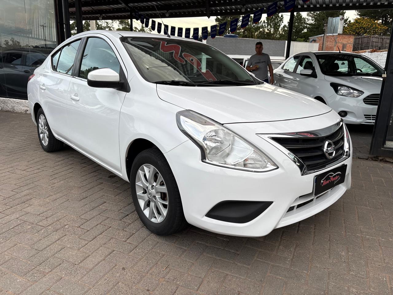 NISSAN VERSA SV CVT 1.6/2017